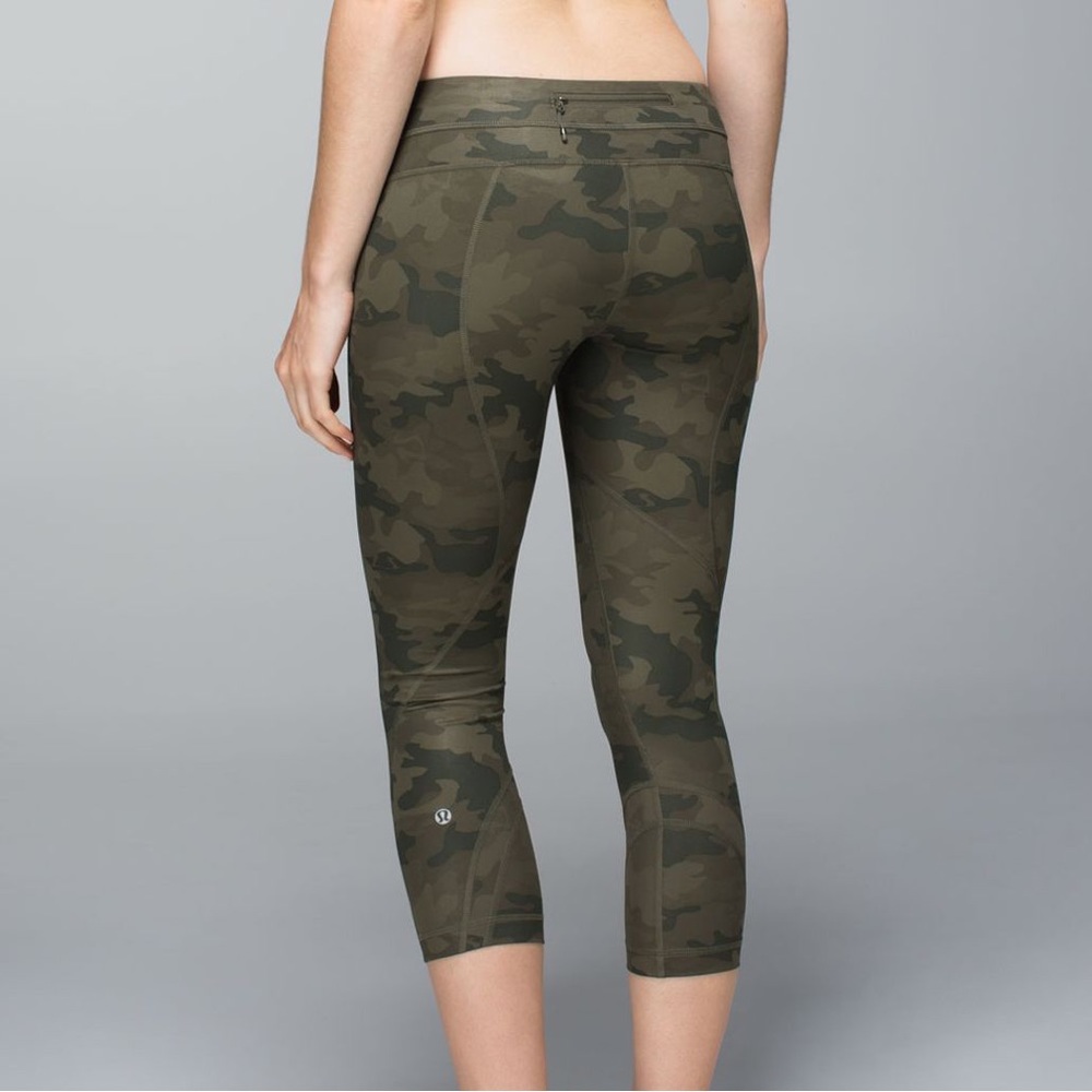 Lululemon-Camo Ultra Cropped Leggings with Ruffled bottoms